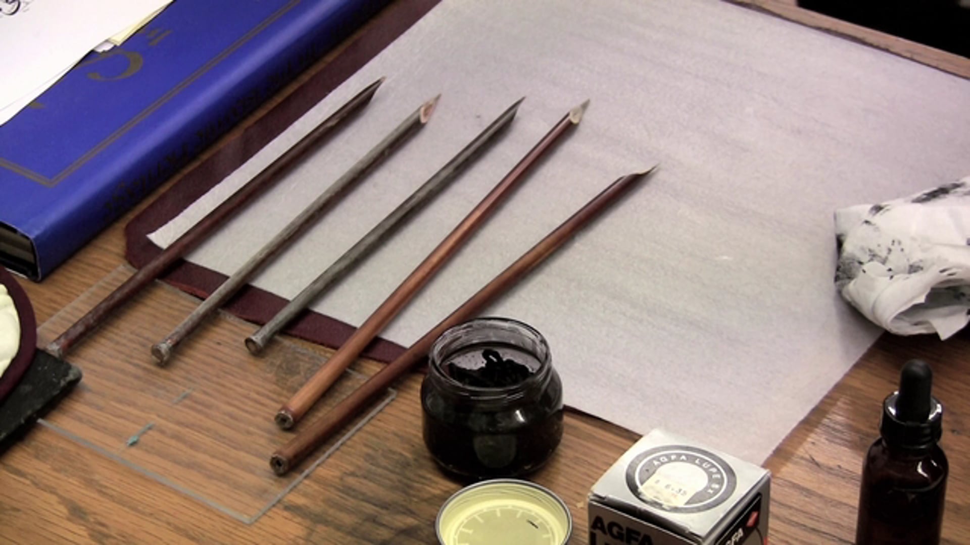 Tools used for Arabic script calligraphy